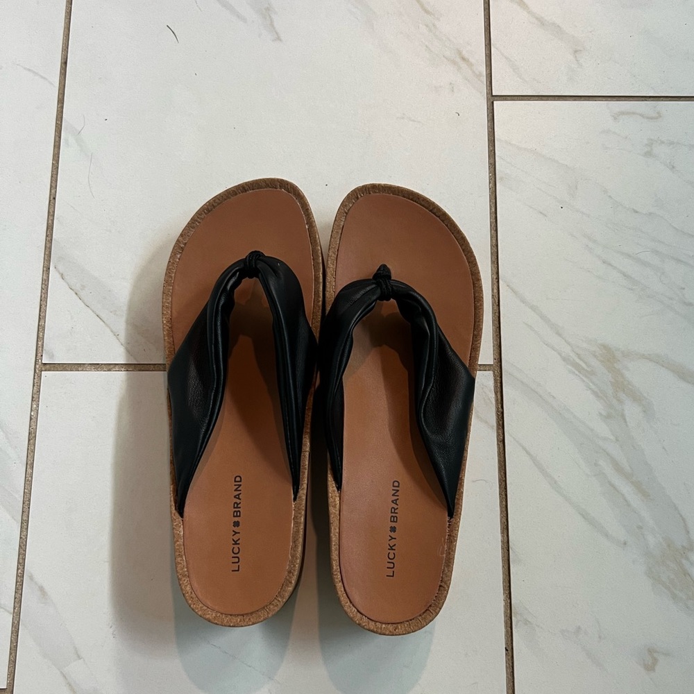 Lucky Brand Sandals